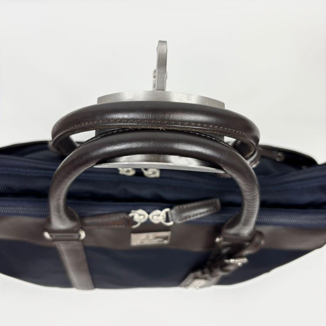 ブラックレーベルクレストブリッジ 2way ビジネスバッグ 通勤 A4収納可　紺