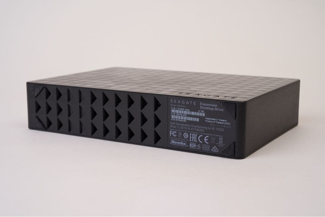 外付けハードディスク・ドライブ SEAGATE Expansion Desktop Drive 4TB