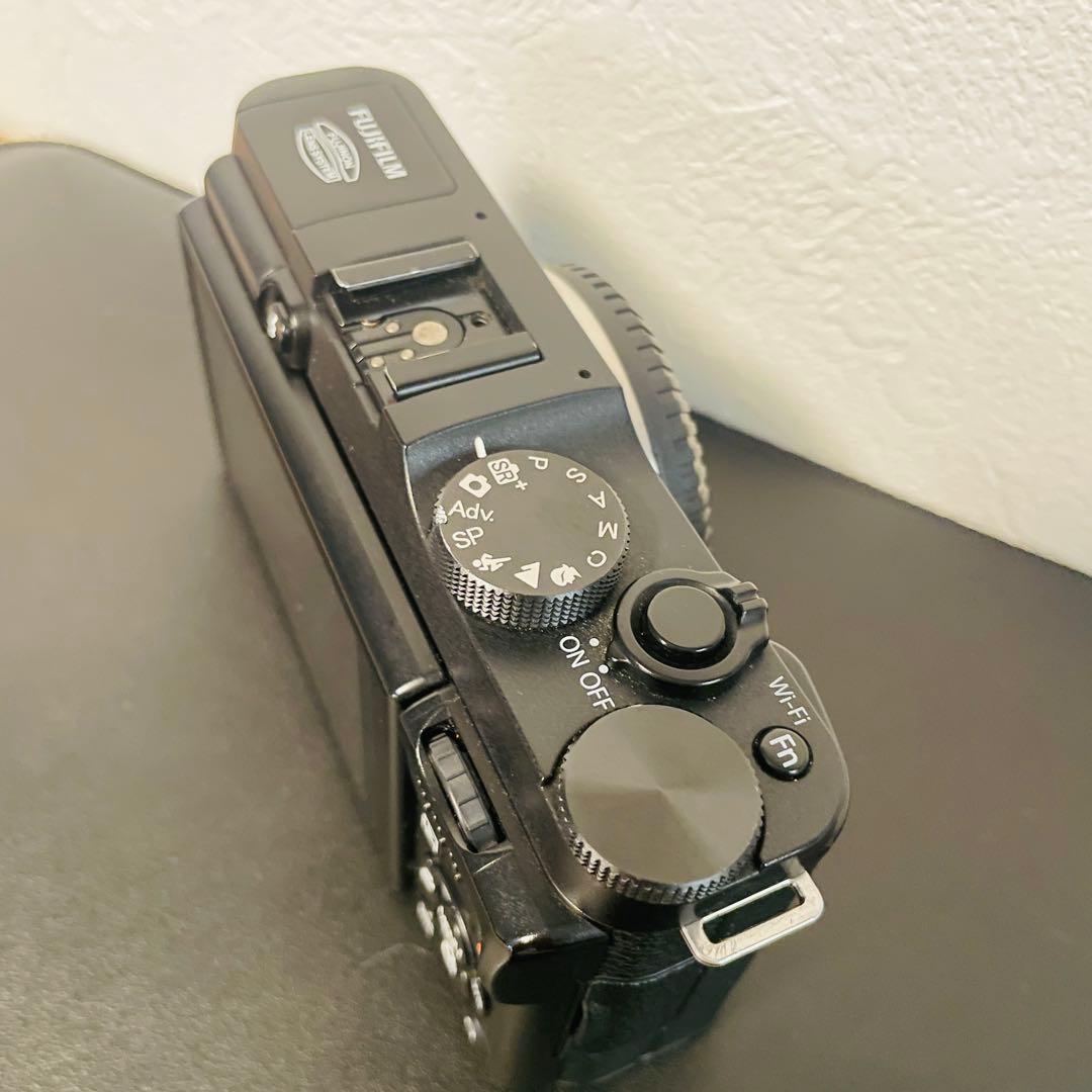 FUJIFILM X-M1 Body Black Set 充電器& ケーブル付き