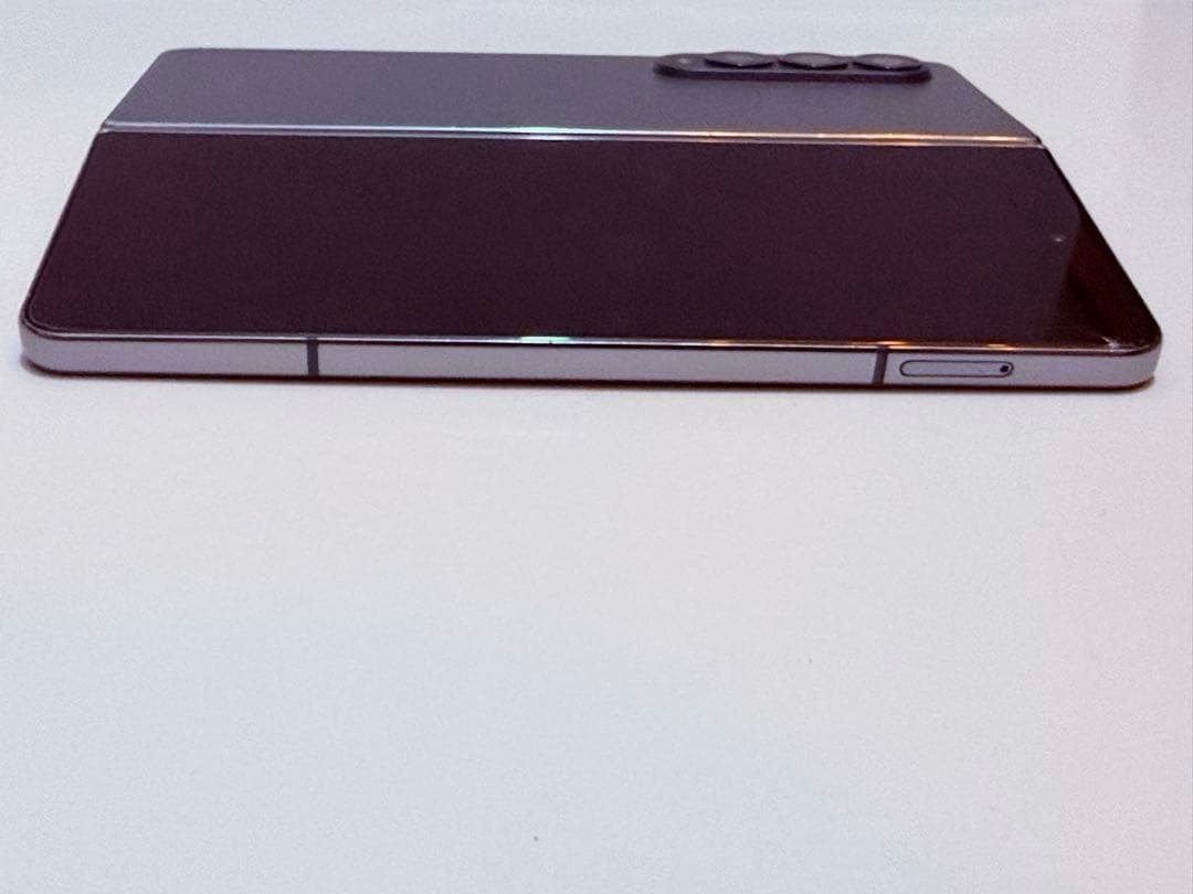 Galaxy Z Fold4 512GB SIMフリー 難あり 米国版