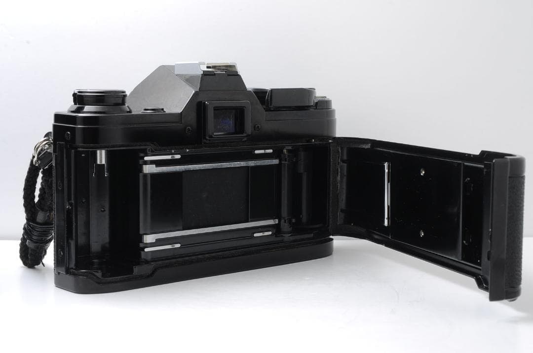 Canon AE-1 ブラック + FD 50mm F1.8 動作品