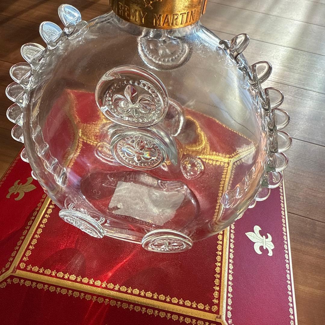 【バカラ社製】レミーマルタン ルイ13世 空瓶＆専用ボックス