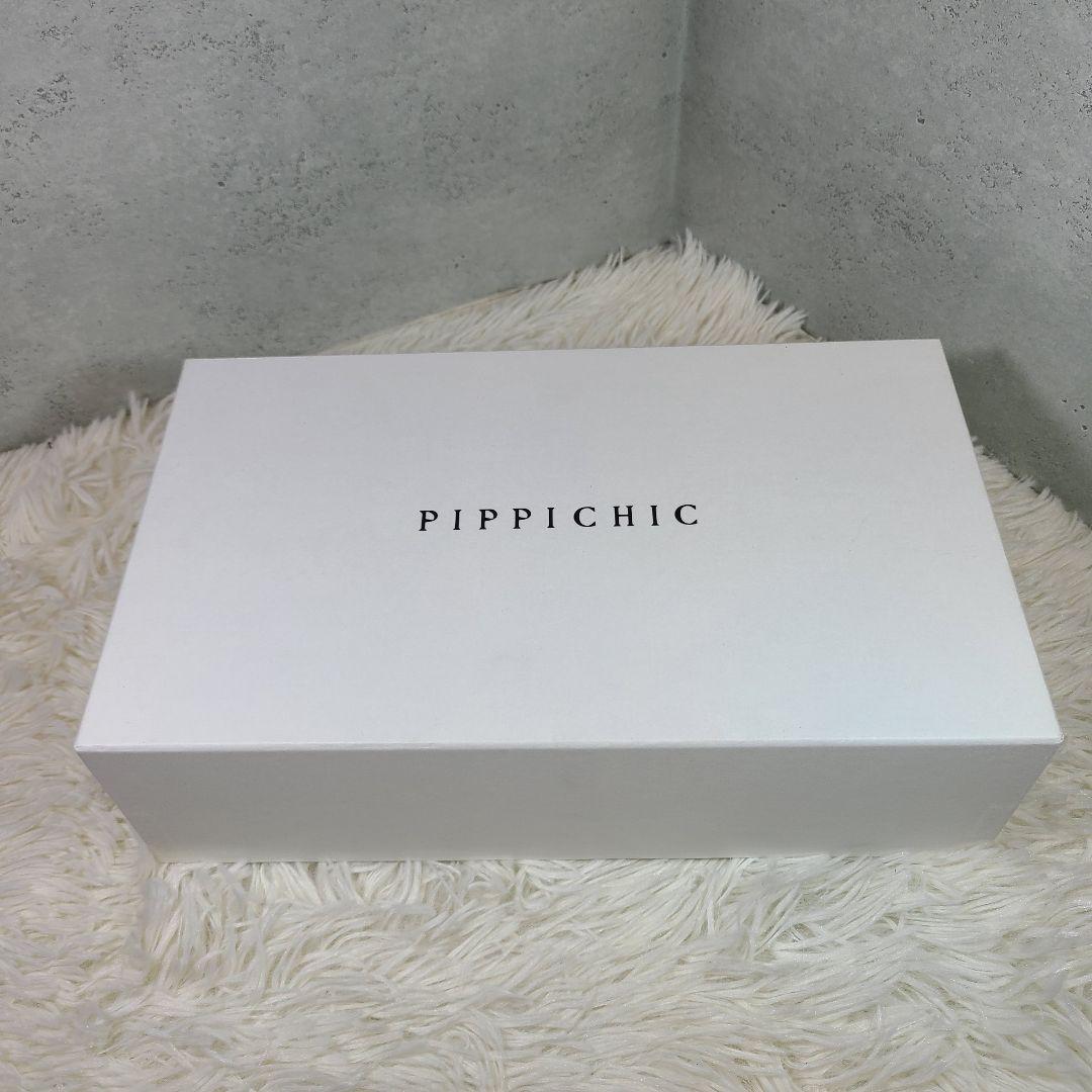 【PIPPICHIC】ピッピシック　ビジューVカットフラットパンプス