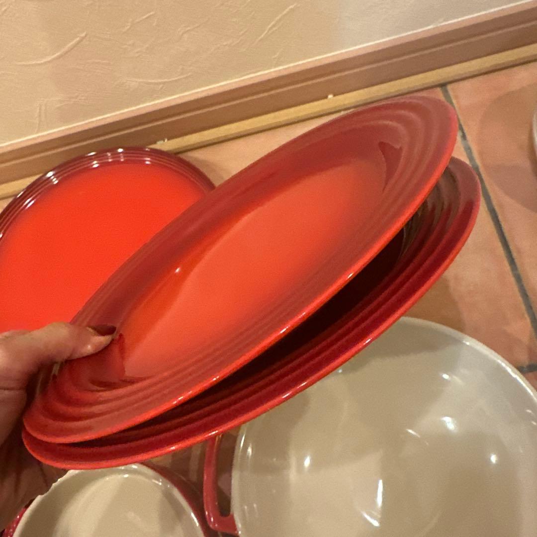 お鍋＋44皿＋お花の2段お菓子入れ　Le Creuset お鍋　食器セット