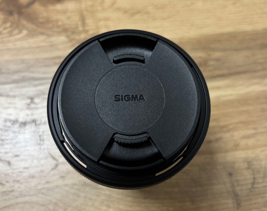 美品 SIGMA 28-70mm F2.8 DG DN ズームレンズ　Lマウント