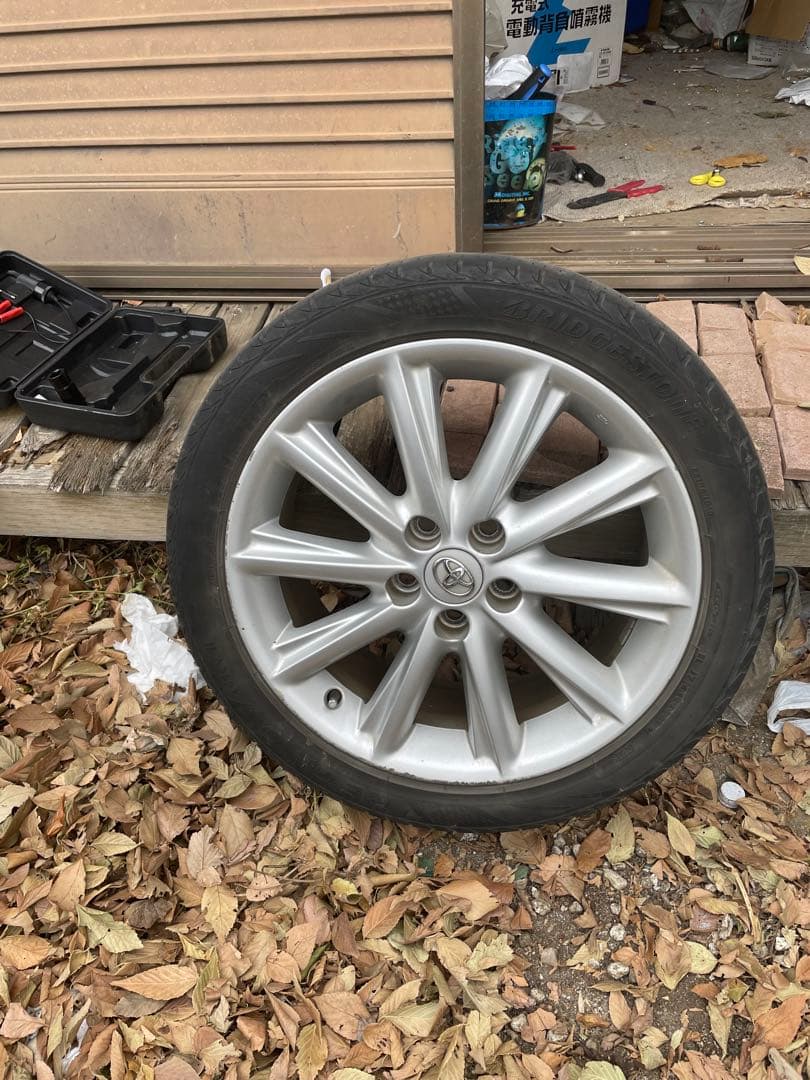 トヨタ 18インチ ホイールセット ブリヂストン