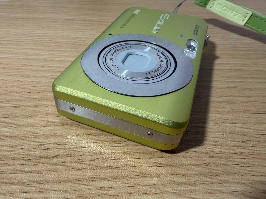 デジタルカメラ CASIO EXILIM EX-Z80 8.1 MEGA PIXELS