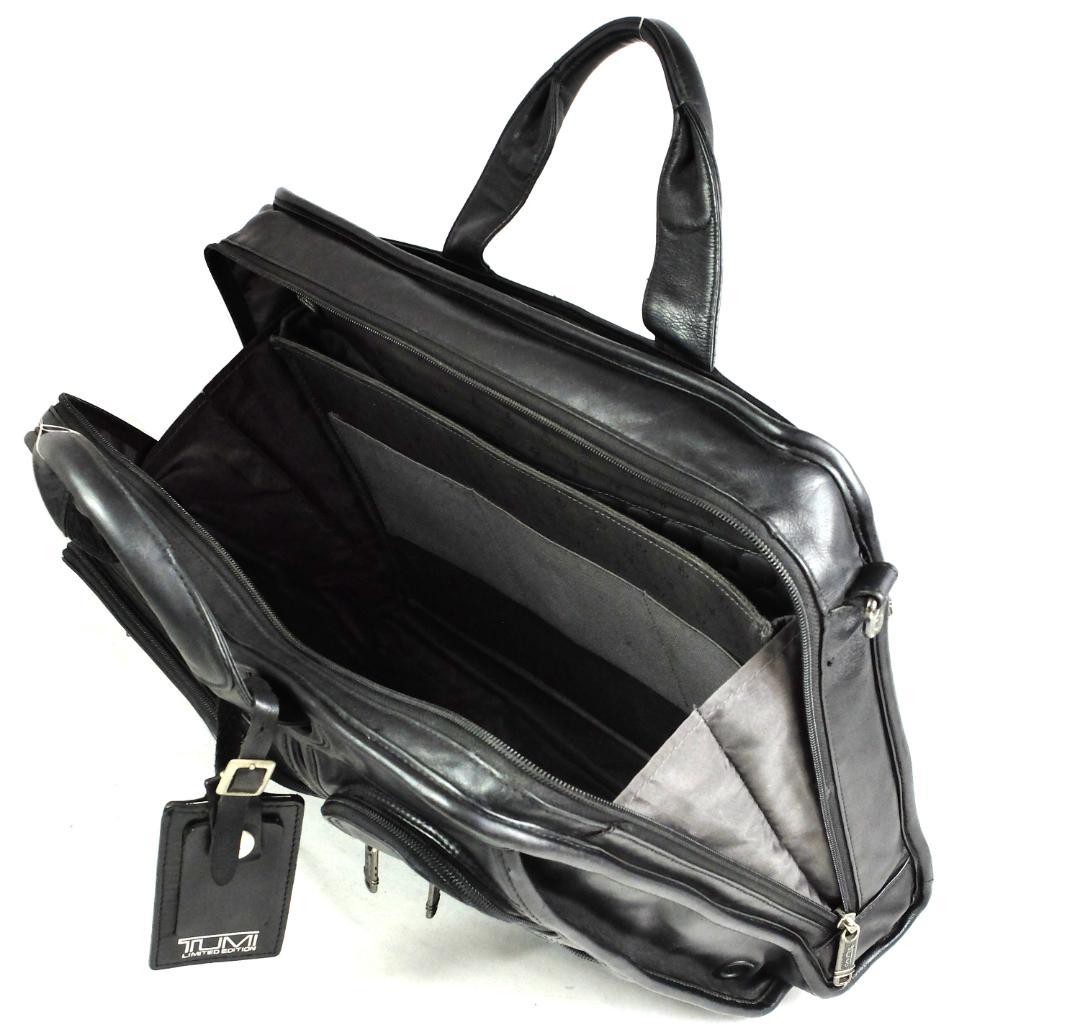 トゥミ 96114G4.4 ラージ・コンパクト・スクリーンPCブリーフ（LTD）