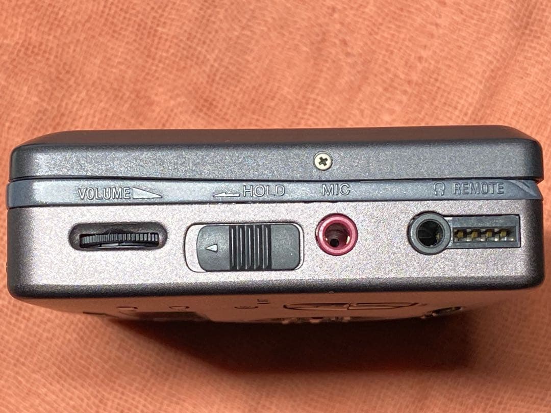 ソニー　カセット型ウォークマン　WM-GX822