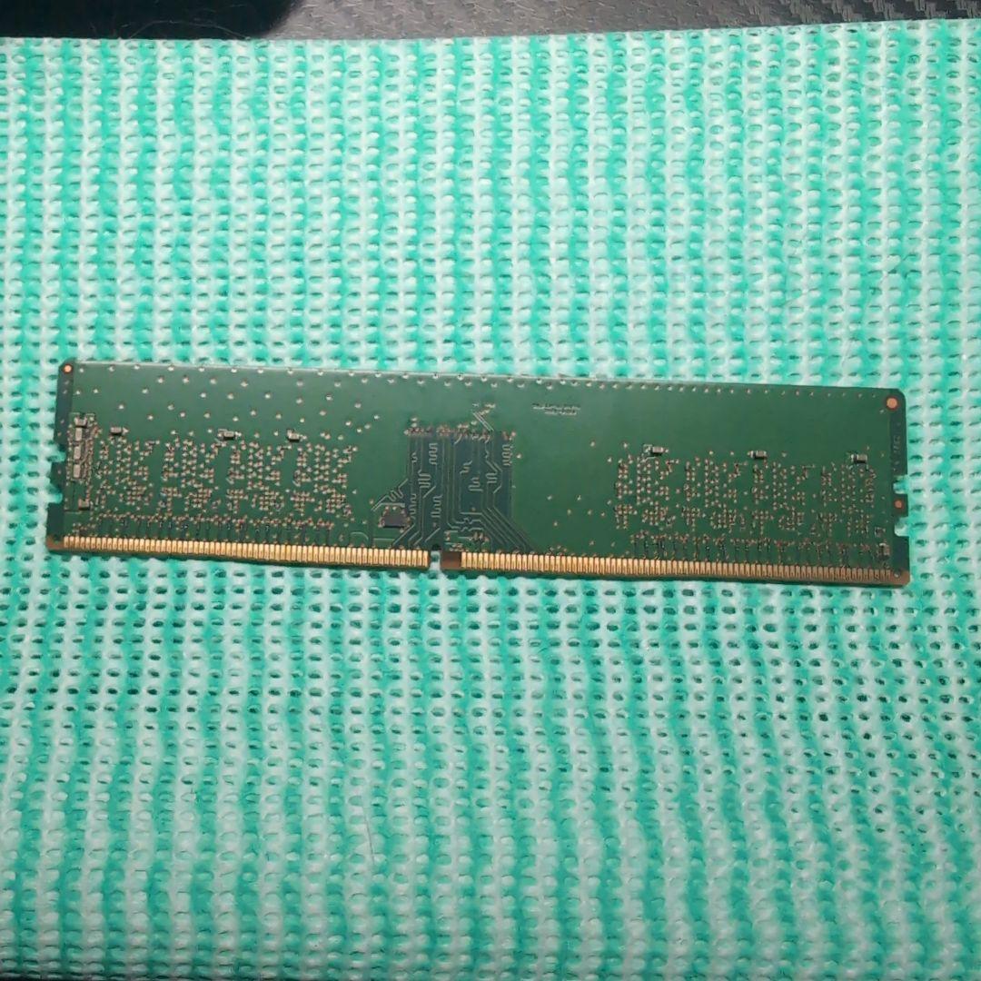 Crucial 16GB DDR4 3200MHz メモリ