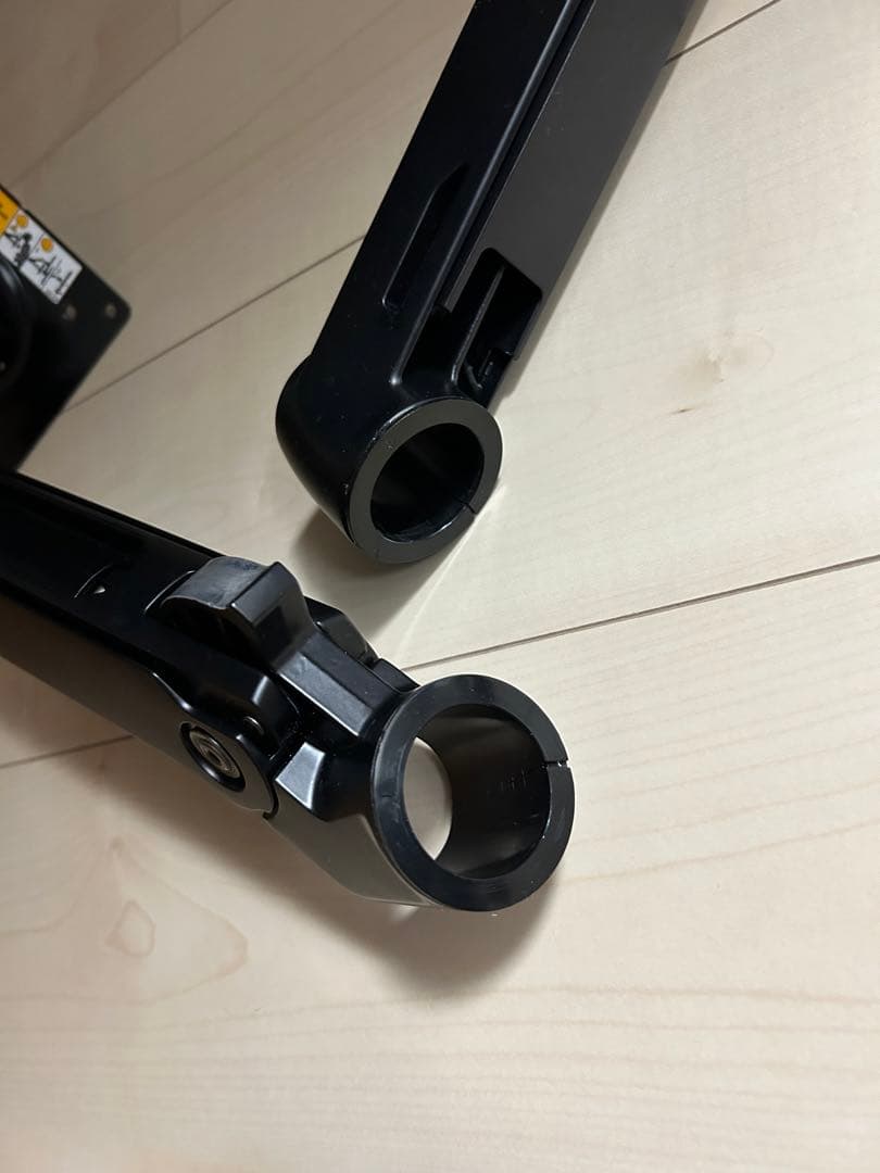 Amazonベーシック モニターアーム