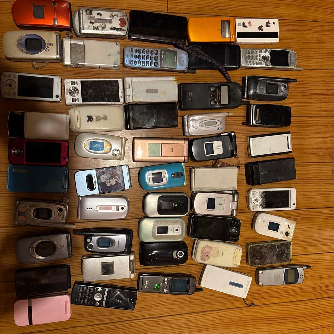 ガラケー　ジャンク　まとめ　117台