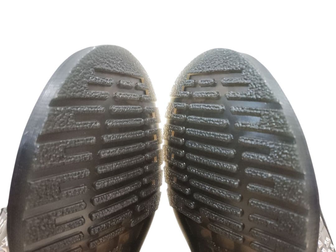 【最終値下げ✨️23㎝】ドクターマーチン 1460 STUD スタッズ 新品