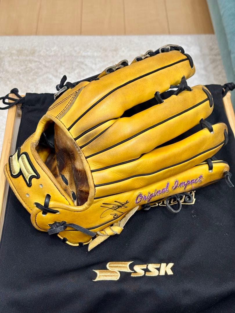 ゆきえ【プロ実使用】硬式 外野用 SSK 元阪神・ロッテ 柴田講平選手