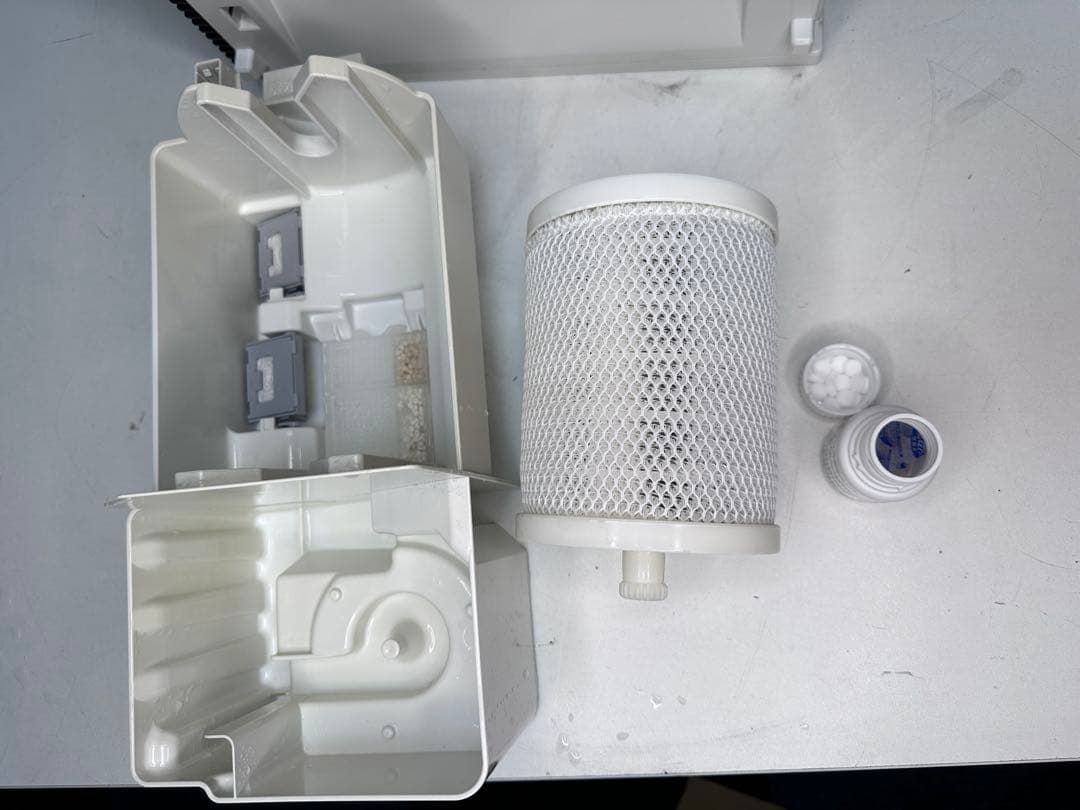 【フィルター美品】 空気清浄機 パナソニック ジアイーノ F-JX1100V