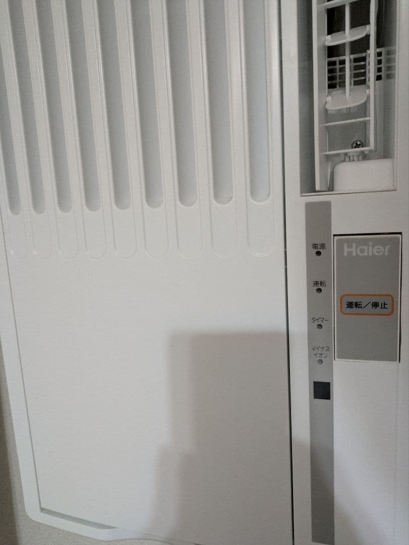 ハイアール　ルームエアコン　窓エアコン 2022年製 JA-16w