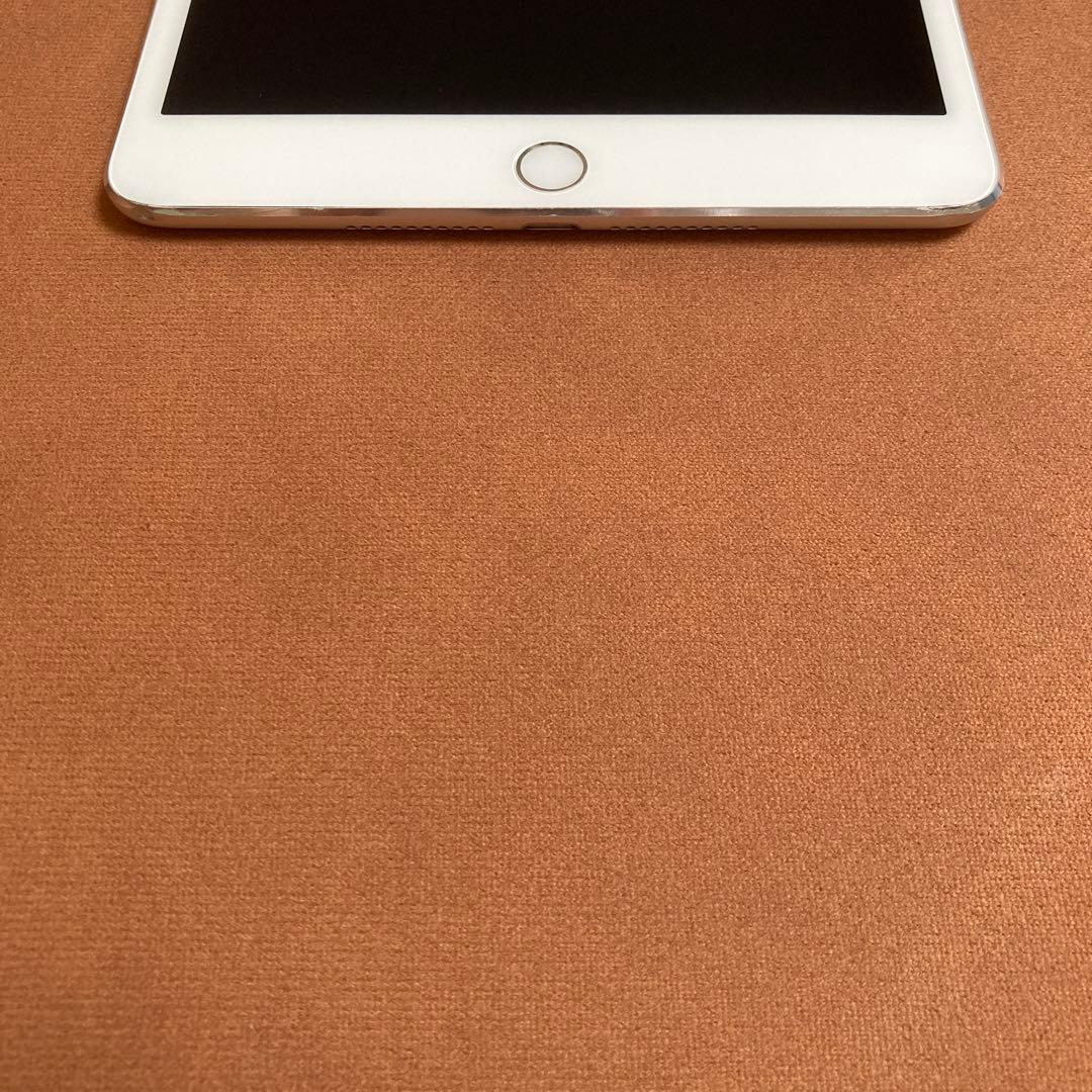 39【早い者勝ち】電池最良好☆iPadmini4第4世代128GB SIMフリー