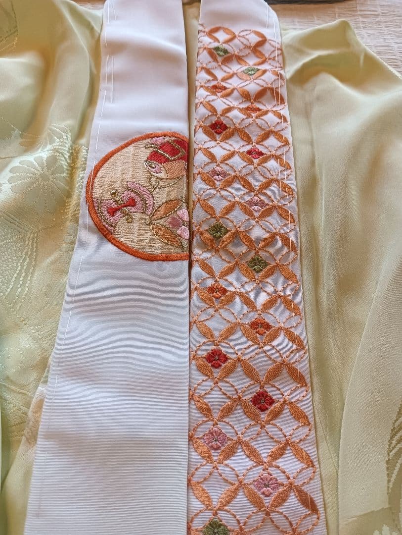 振袖フルセット エメラルドグリーン に金彩花蝶　丈164 裄64.5