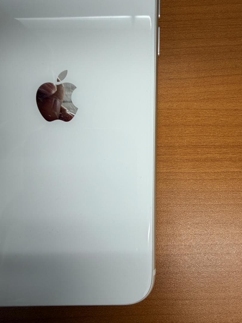 S*✨様 動作確認済 iPhone SE 第3世代 A2782 ID UY67L