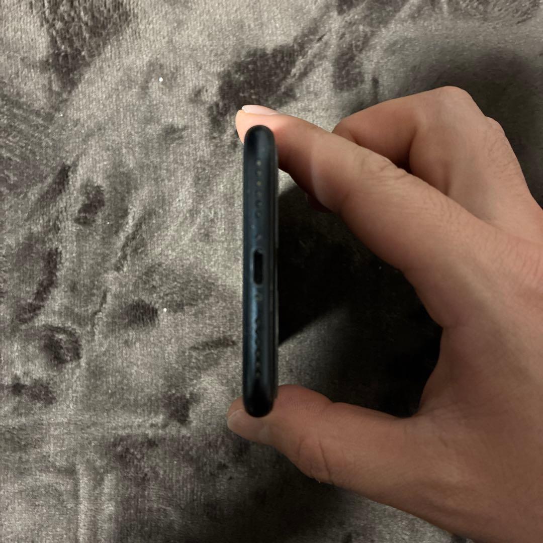 【美品】Apple iPhoneSE 第3世代 128GB 本体　箱有り