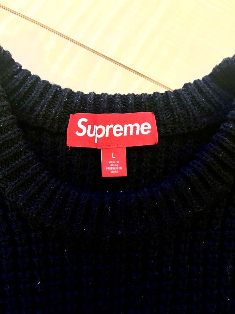 Supreme small box コットンポリ混材ニット【Lサイズ】
