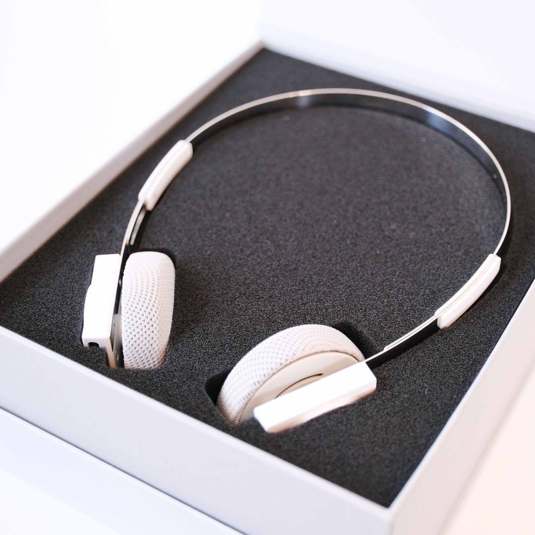 ヘッドホン km5 Lightwear Headphones Hp1