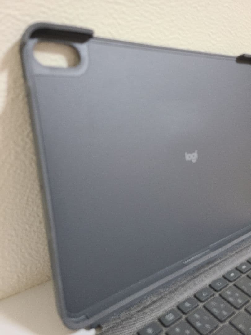 logicool COMBO TOUCH iPad Air ケース　第４世代