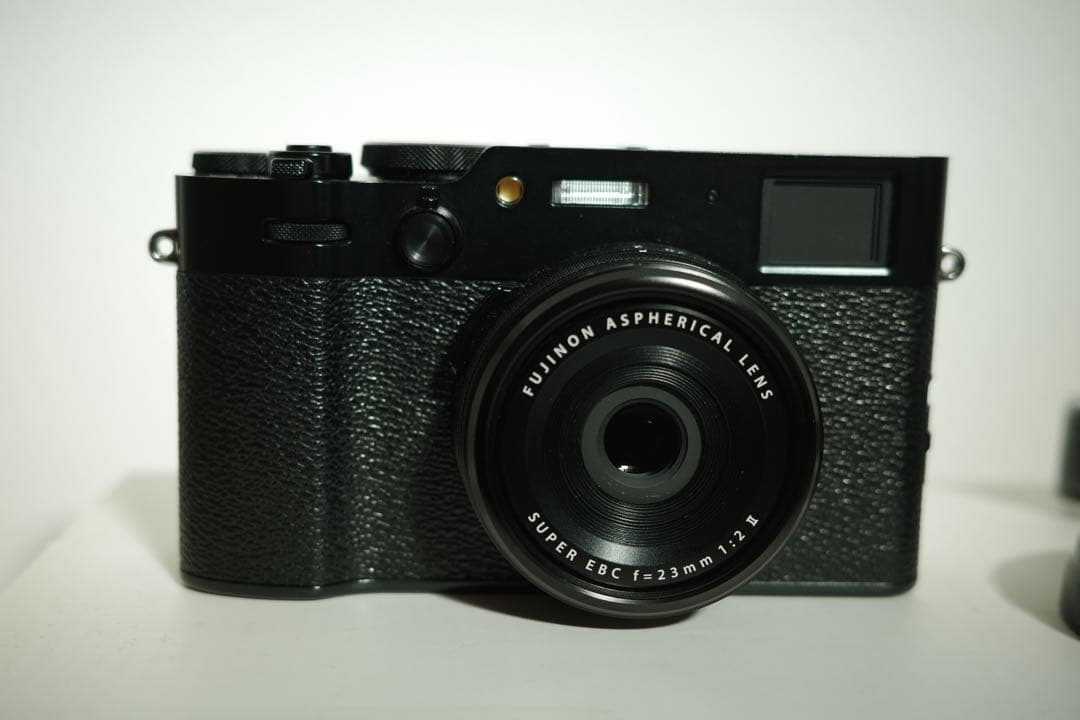 Fujifilm X100VI BLACK（多言語版）保証あり