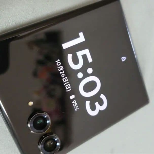 Motorola Razr 50ultra 256GB SIMフリー海外版