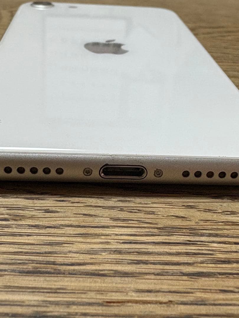 iPhone SE2 ホワイト128GB SIMフリー MXD12J/A