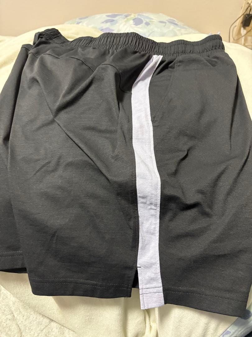 バドミントン　ハーフパンツXL