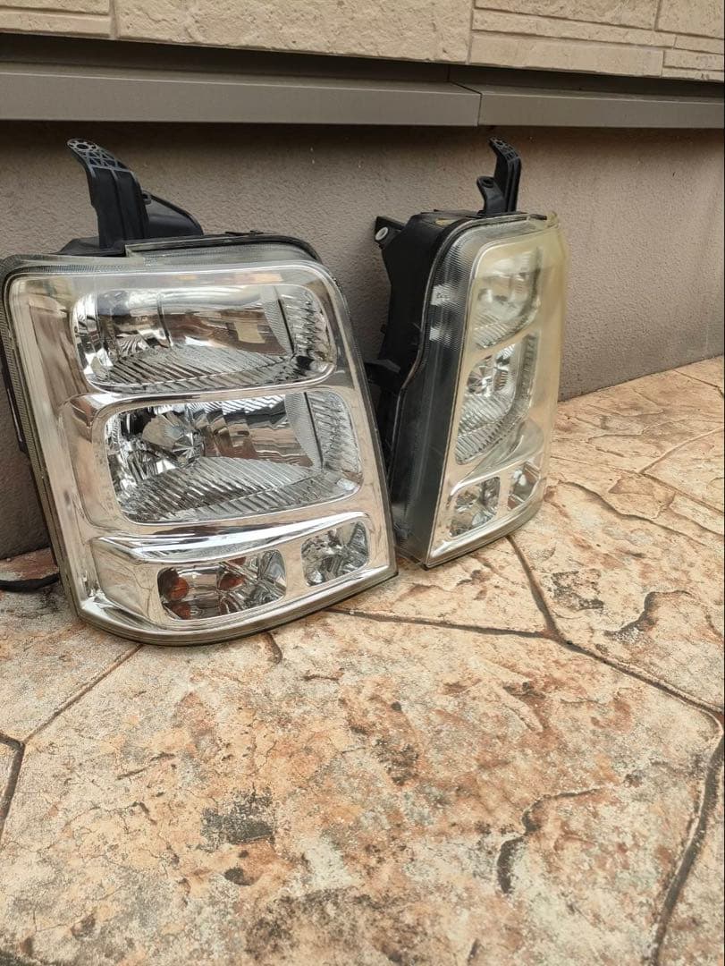 エブリィワゴンDA64wHIDヘッドライトユニット左右セット