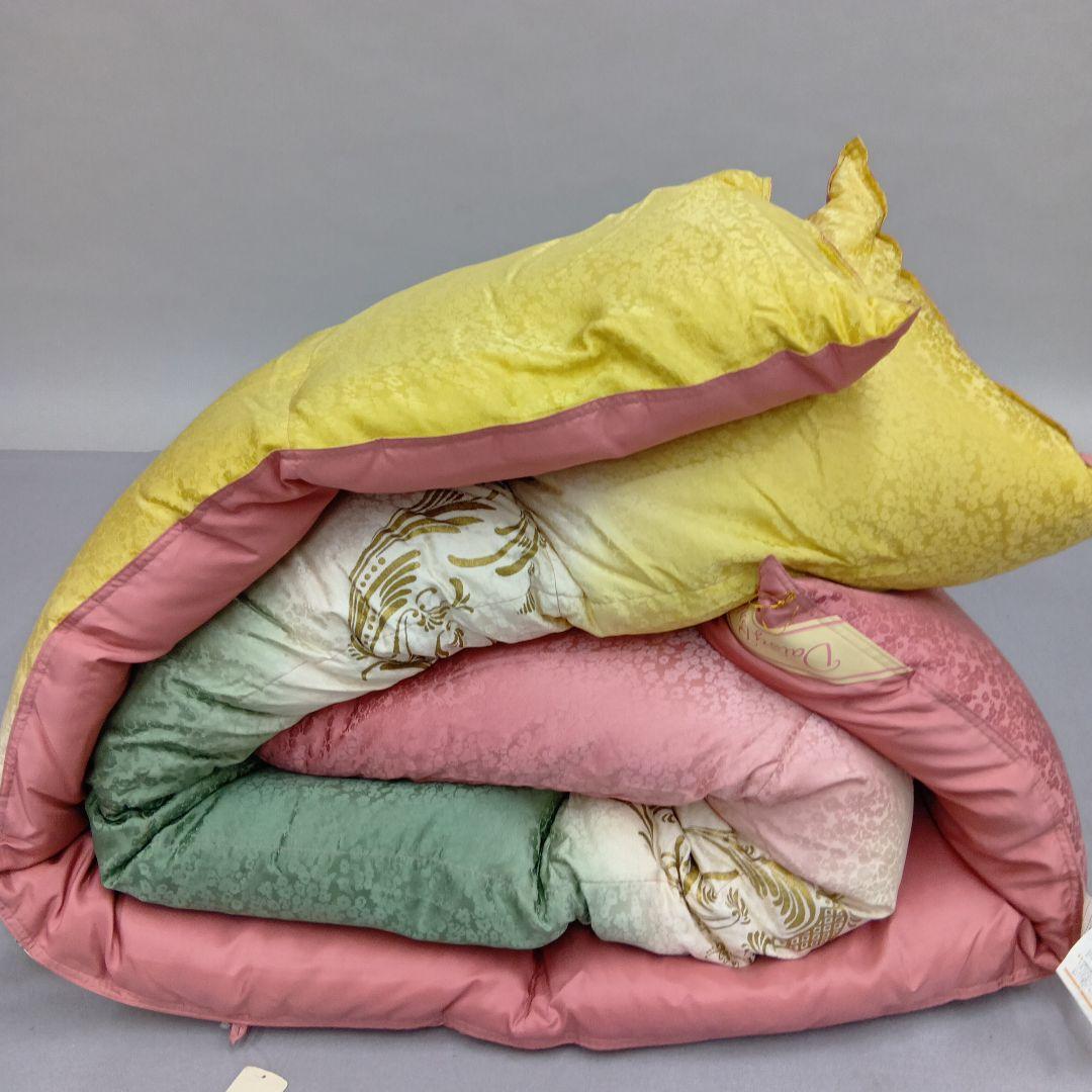 羽毛掛けふとん　ホワイトグ−スダウン95% 側生地シルク100% シングルサイズ