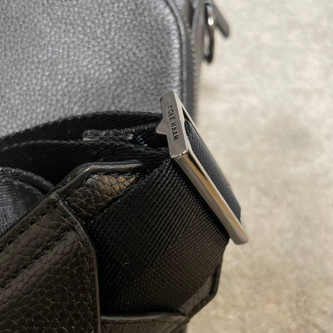 現行品　COLE HAAN バック　ビジネス　ブリーフケース　レザー　大容量