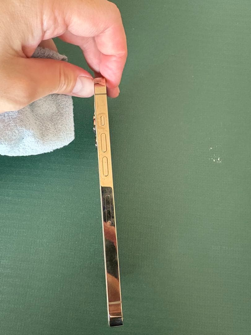 はるちゃん専用Apple iPhone 13 Pro ゴールド 256GB