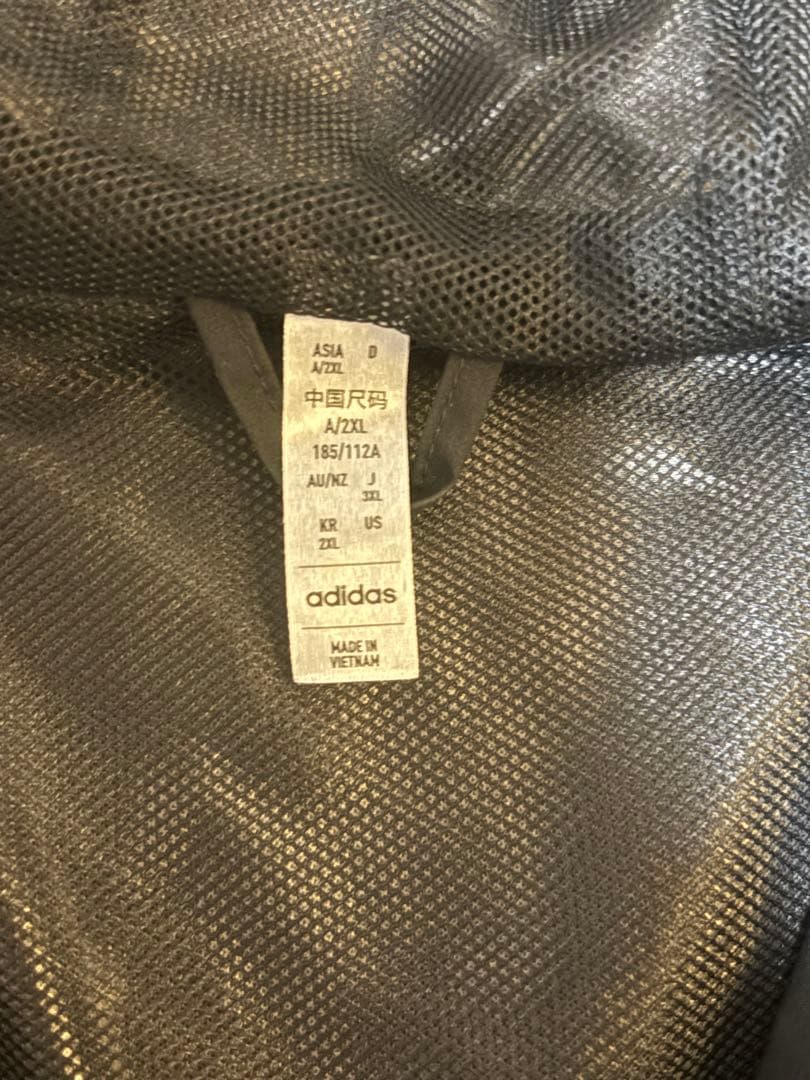 キャラメル　東京サントリーサンゴリアス adidas ナイロンジャケット