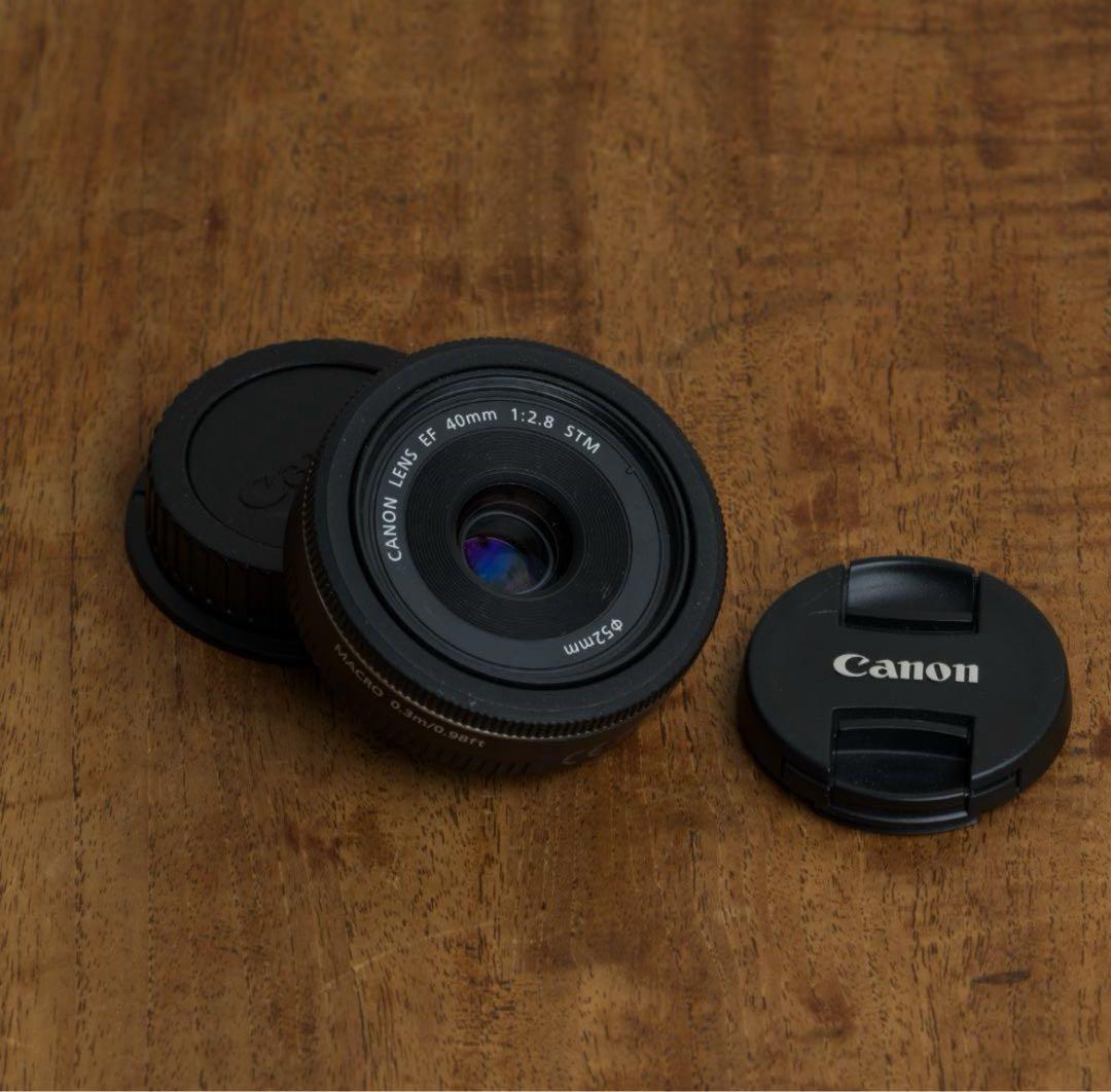 ⭐️CANON EF40mm F2.8 STM 前後キャップ ブラックミスト付き⭐️