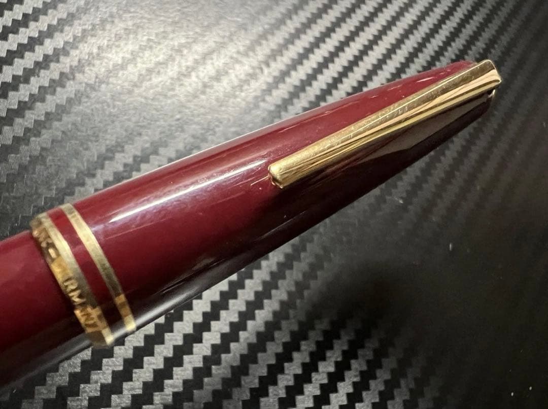 美品 モンブラン クラシック 万年筆 ボルドー EF 極細字