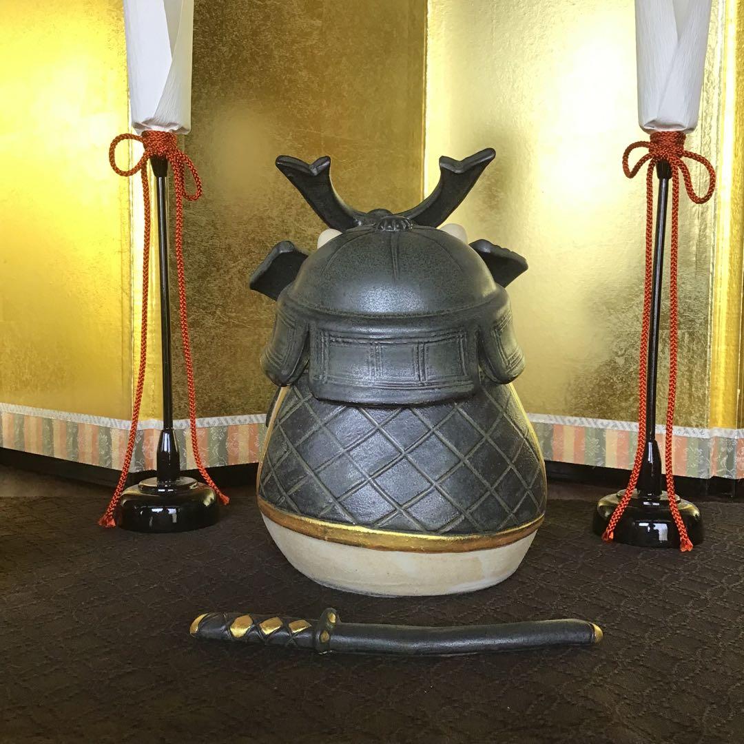 猫武将<(*ΦωΦ*)> 出陣 白猫さん［黒兜、鎧、刀］