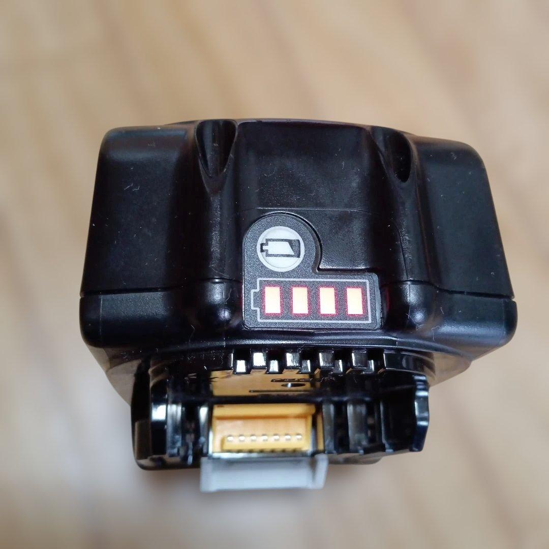 マキタ18V充電式クリーナーCL282FD純正バッテリー、充電器、サイクロン付