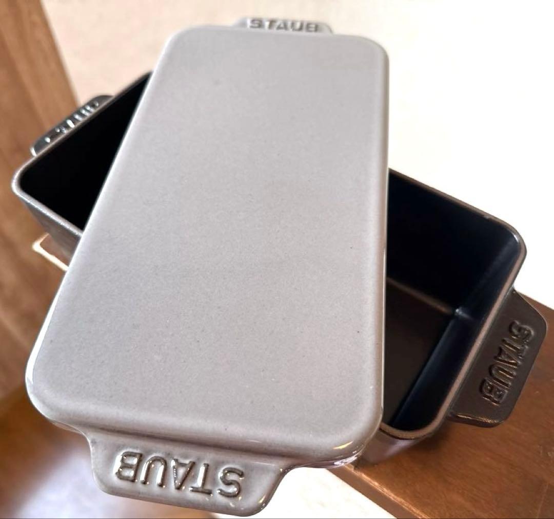 ストウブSTAUB希少廃盤ローフパン/ケーキ＆ブレッドパン新品未使用正規品保証付