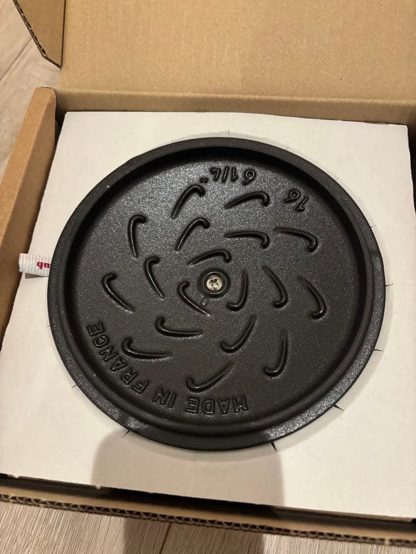 STAUB ココットラウンド＆ Wa-NABE スノーフレークセット