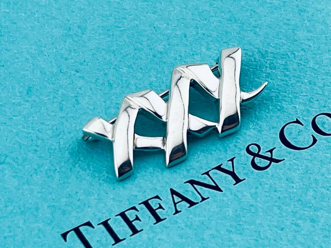 f010 希少　ティファニー　トリプル　キス　xxx ブローチ　シルバー　925