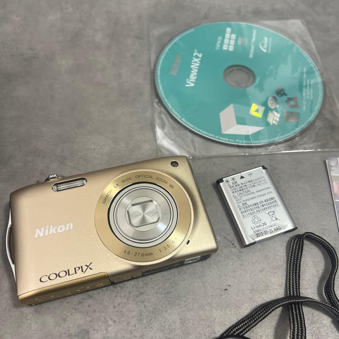 極美品 NICON COOIPIX S3300 ゴールド