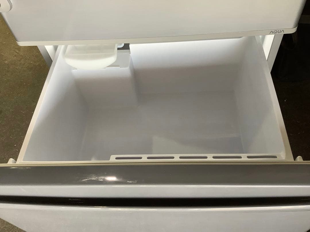 アクア 3ドア冷蔵庫 AQR-271E(S) 272L 2016年製 シルバー