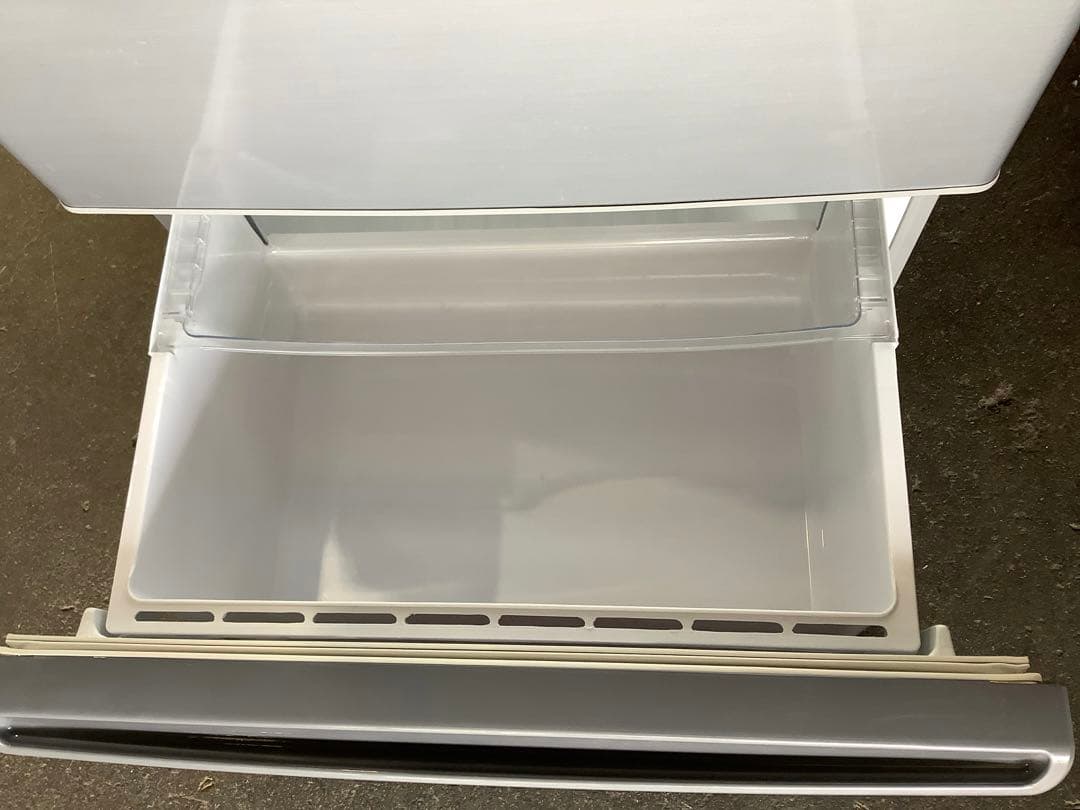 アクア 3ドア冷蔵庫 AQR-271E(S) 272L 2016年製 シルバー