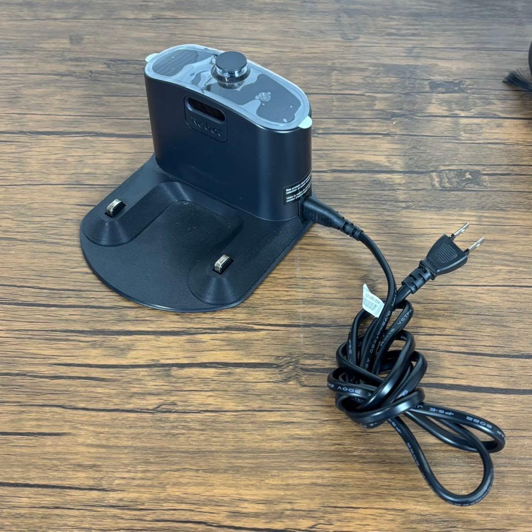 【匿名発送】iRobot Roomba i2ロボット掃除機　RVD-Y1