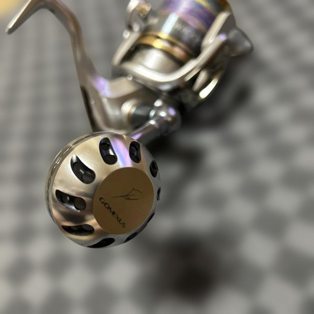 バイオマスター　 SW8000 スピニングリール