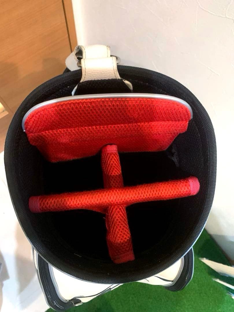 希少　良品　完売　アンダーアーマー　キャディバッグ　本格アスリート　おしゃれ