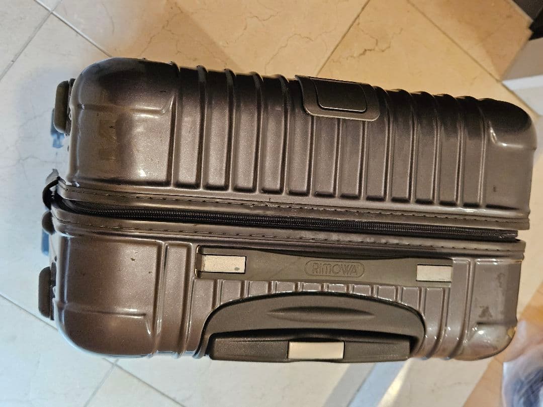 キャリーケース